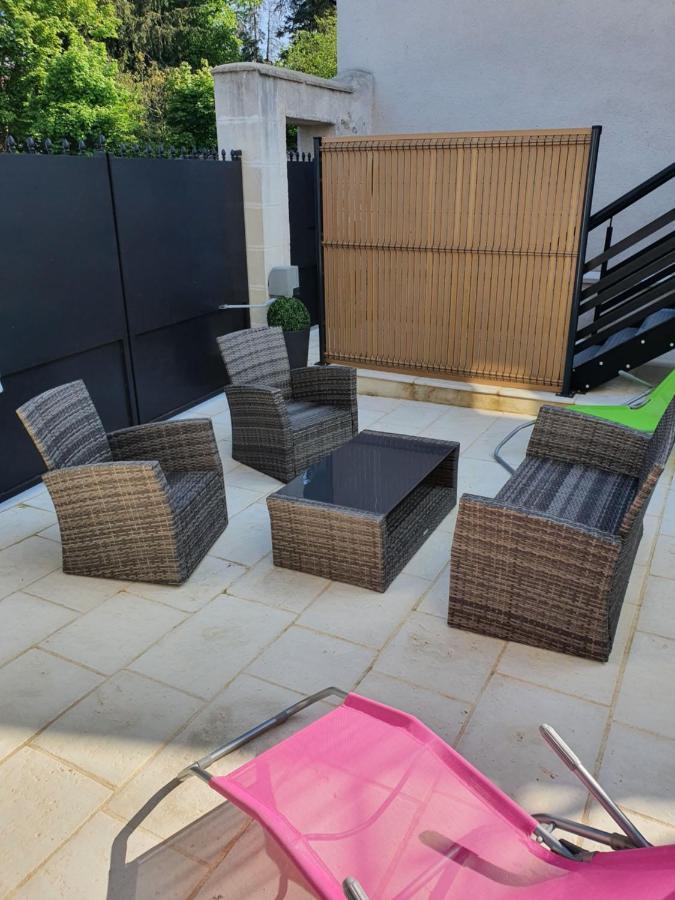 Bel Appartement Spacieux Et Confortable Idealement Situe Амбоаз Екстериор снимка
